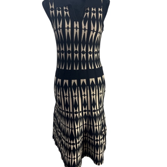 LARK & GREY, MEDIUM, BLACK/BEIGE PRINT, SLEEVELESS, DRESS. New - Picture 8 of 10